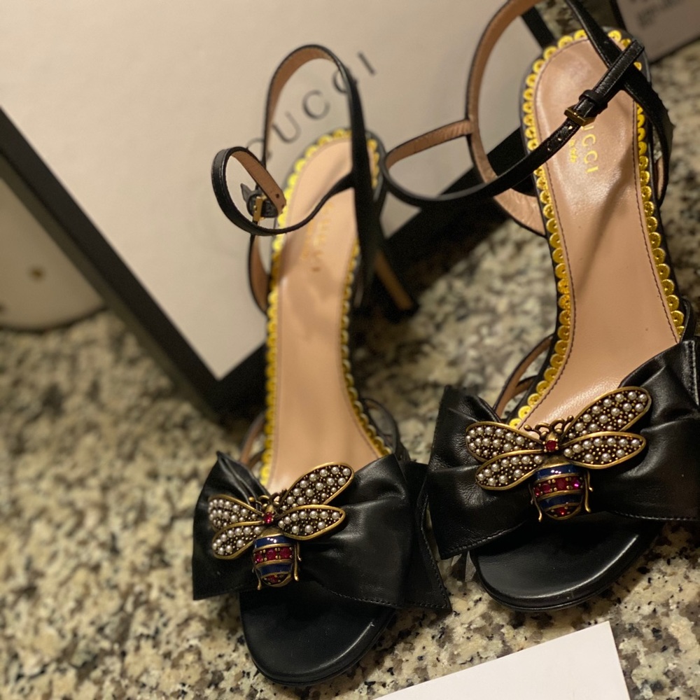 ♥️SOLD♥️ Queen Margaret Nero Black Sandals 🖤